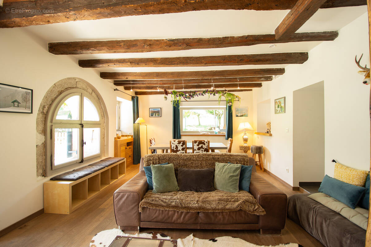 Maison à SAINT-JORIOZ