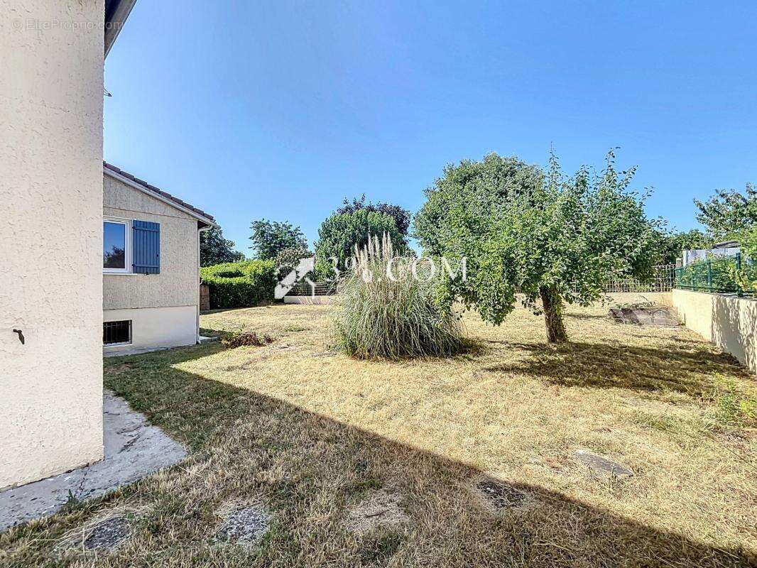 Maison à ROMANS-SUR-ISERE