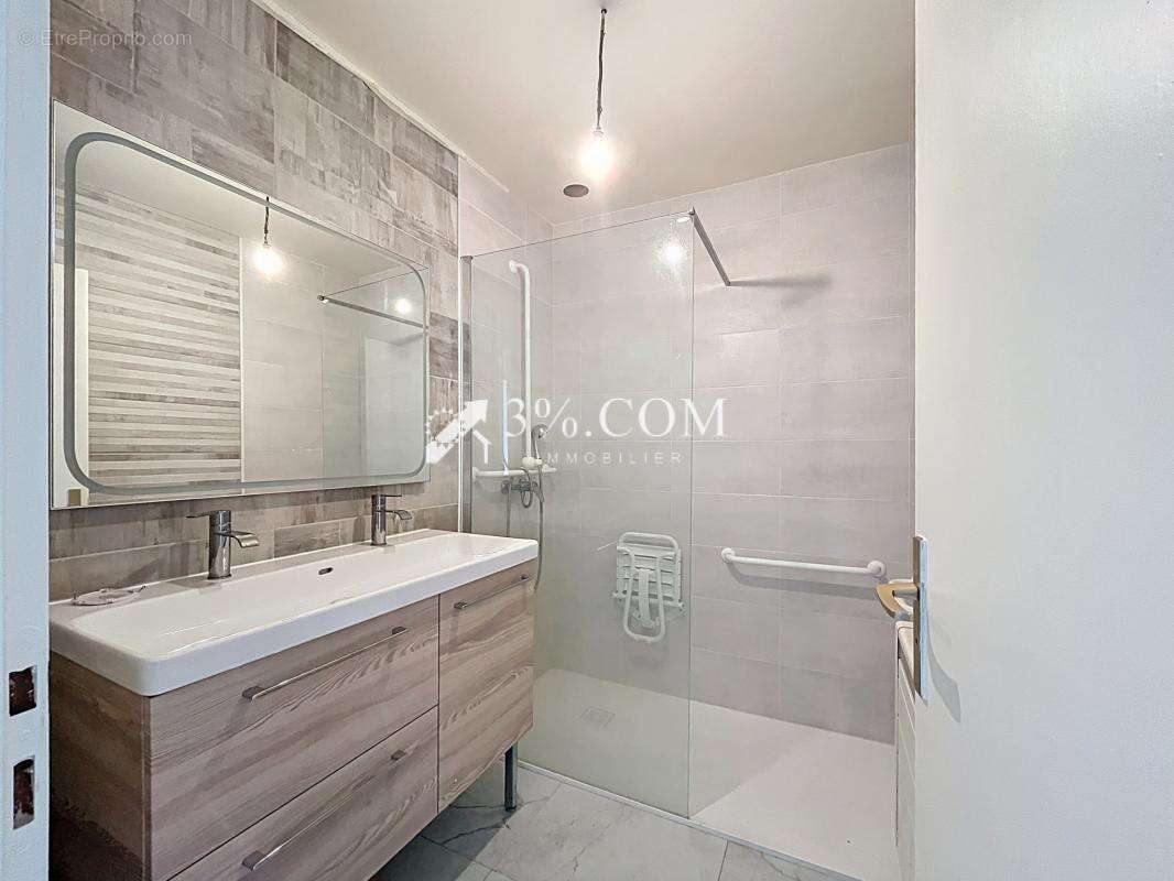 Maison à ROMANS-SUR-ISERE