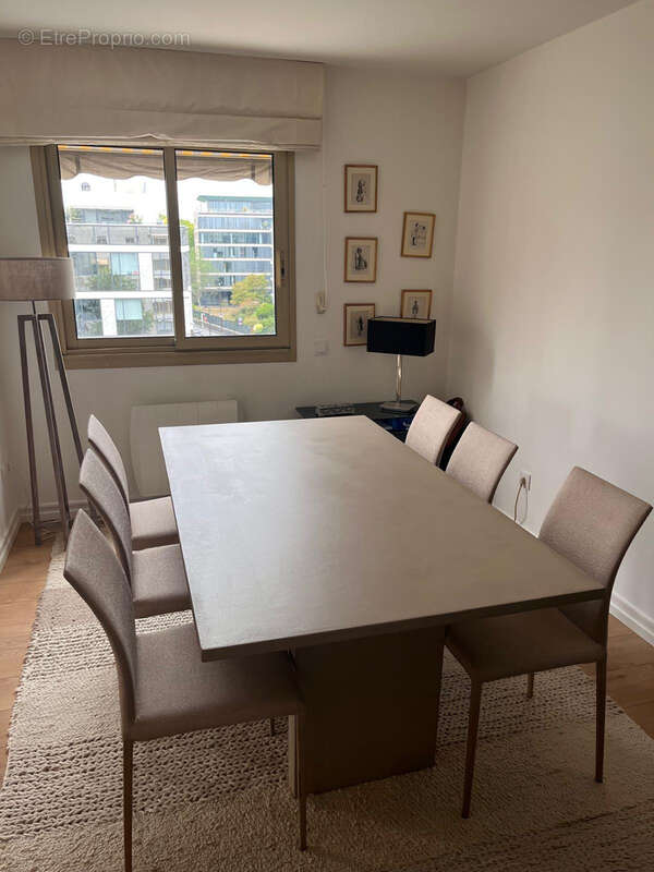 Appartement à LEVALLOIS-PERRET