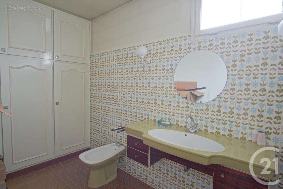 Maison à CHOISY-LE-ROI