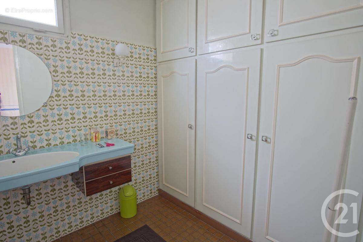 Maison à CHOISY-LE-ROI