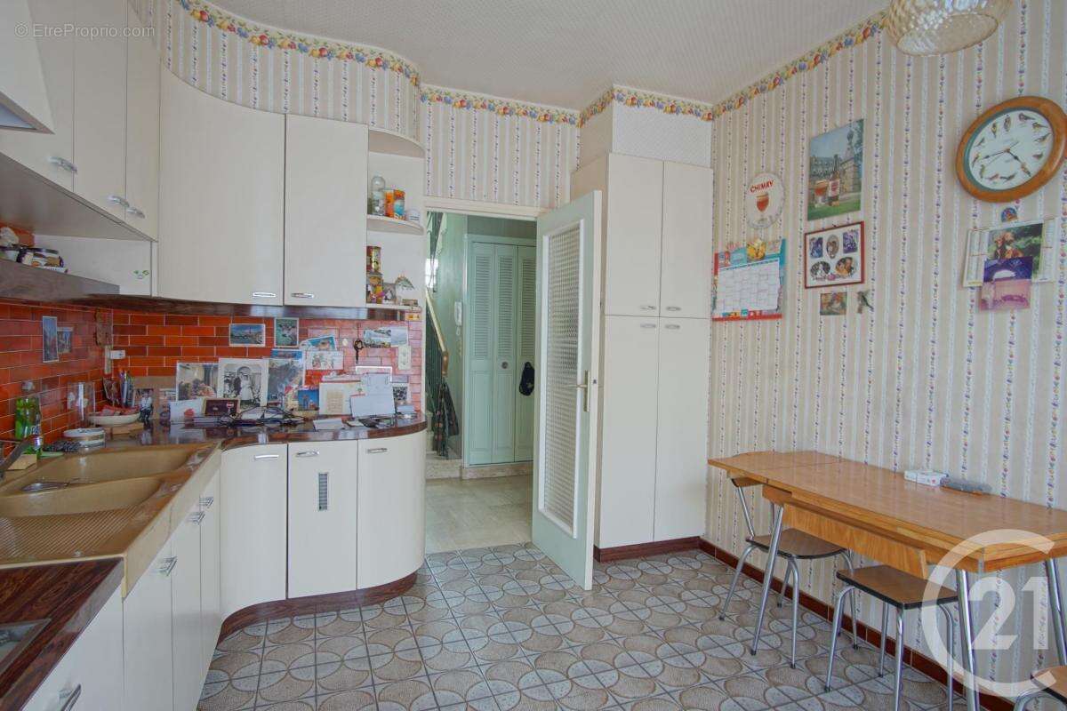 Maison à CHOISY-LE-ROI