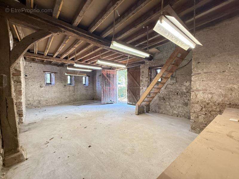 Maison à SAINT-JEAN-DE-BRAYE