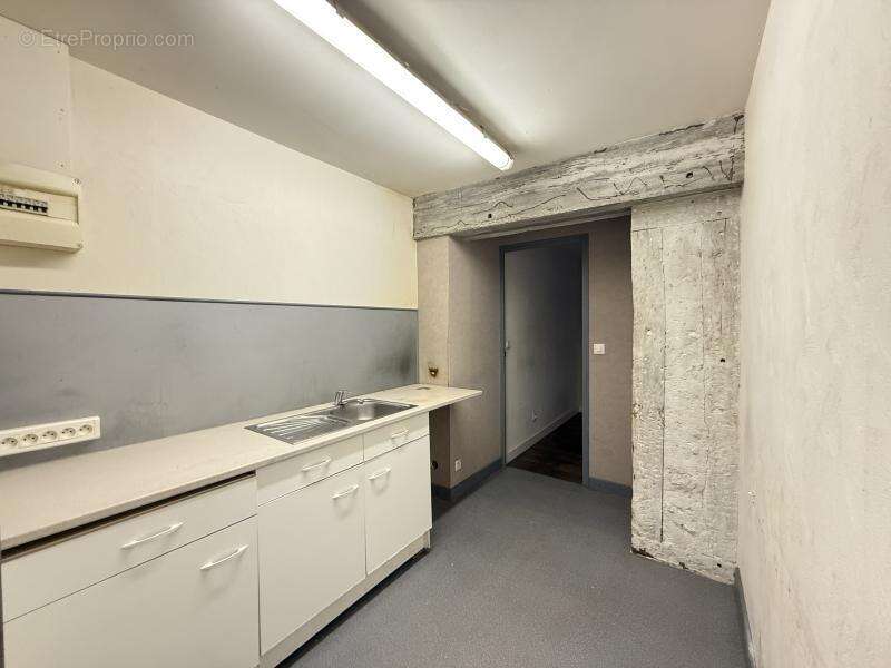 Maison à SAINT-JEAN-DE-BRAYE