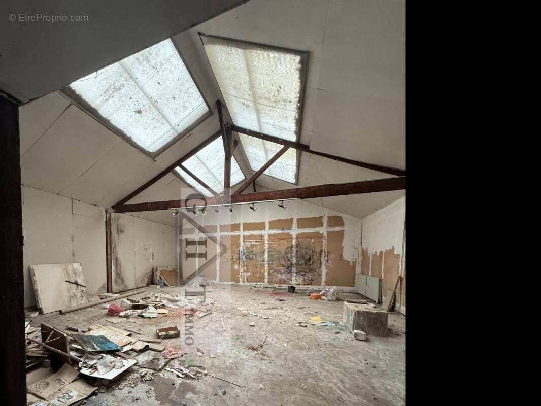 Commerce à MONTREUIL