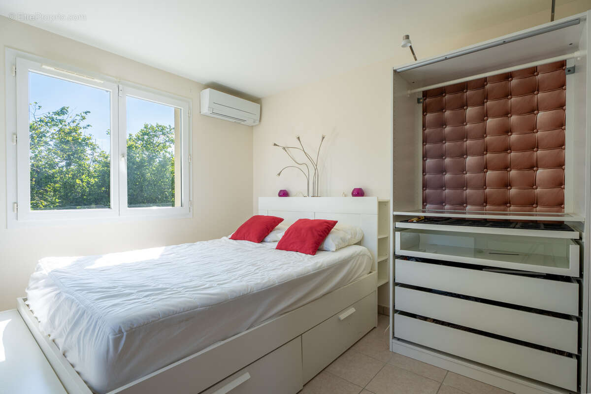 Maison à PREVESSIN-MOENS