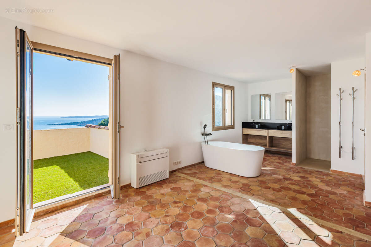 Maison à SAINTE-MAXIME