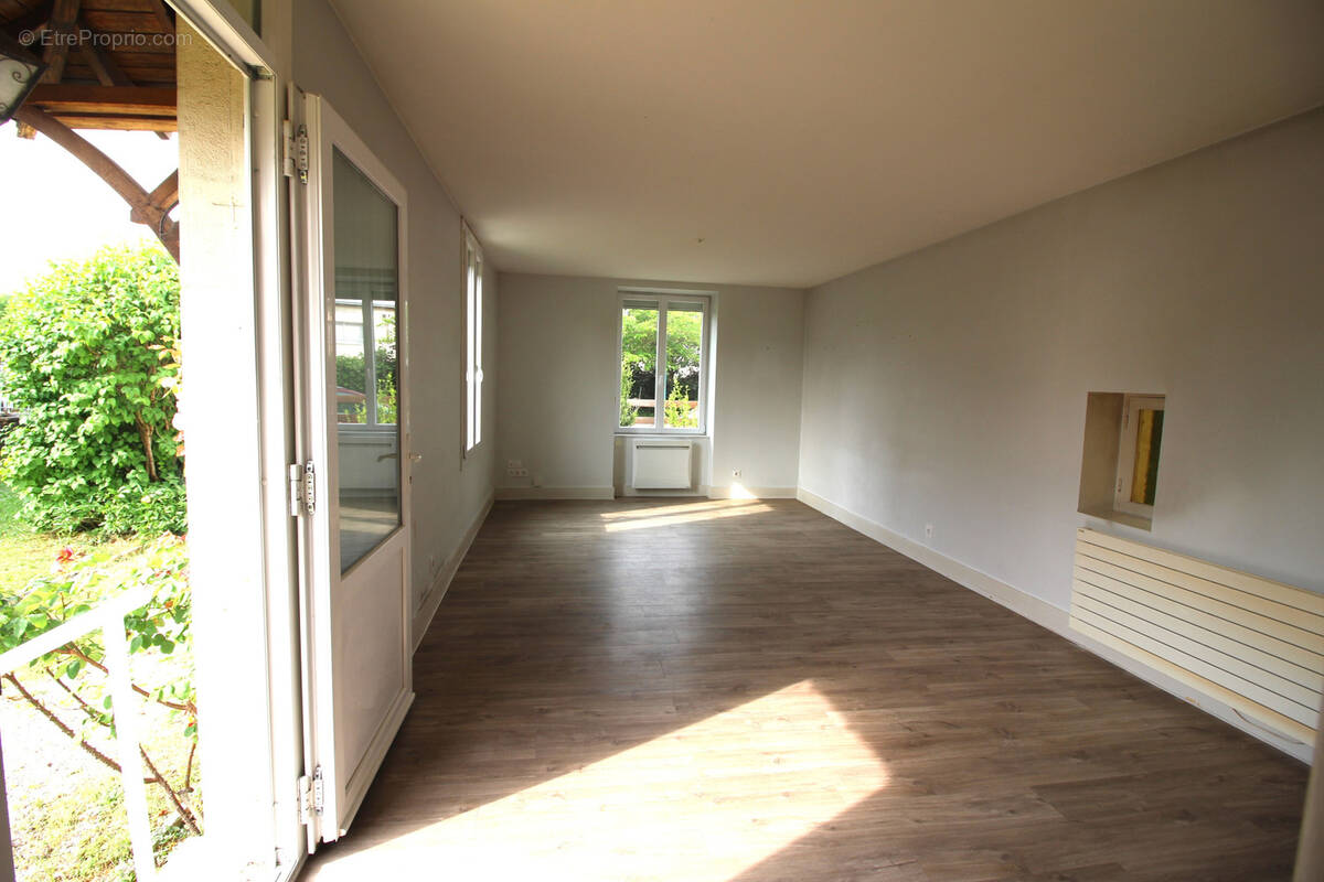 Maison à NUITS-SAINT-GEORGES