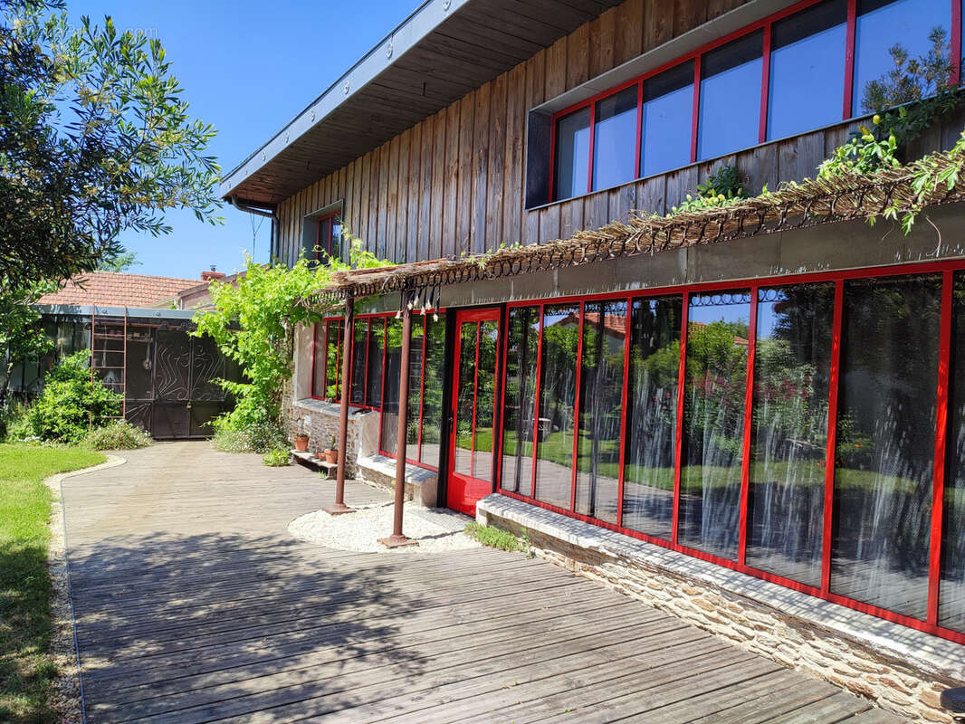 Maison à SAINT-MICHEL-CHEF-CHEF