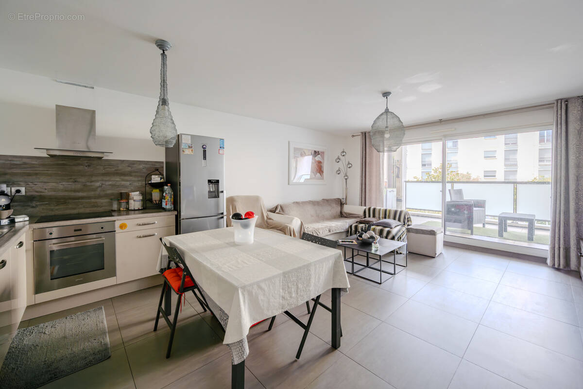 Appartement à HYERES