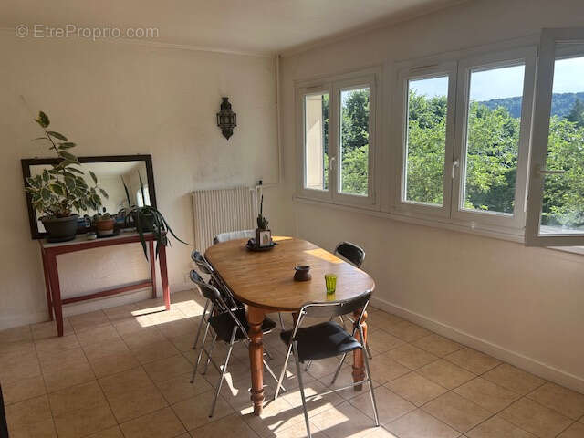 Appartement à DEVILLE-LES-ROUEN