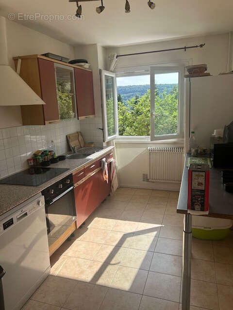 Appartement à DEVILLE-LES-ROUEN