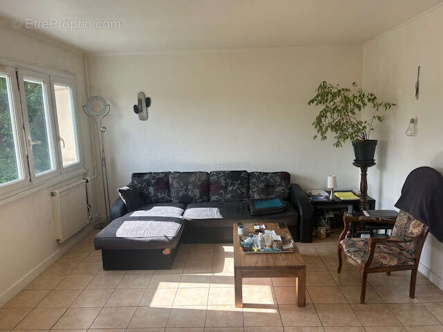 Appartement à DEVILLE-LES-ROUEN