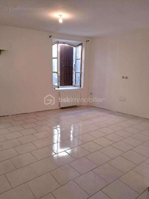 Maison à CUXAC-D&#039;AUDE