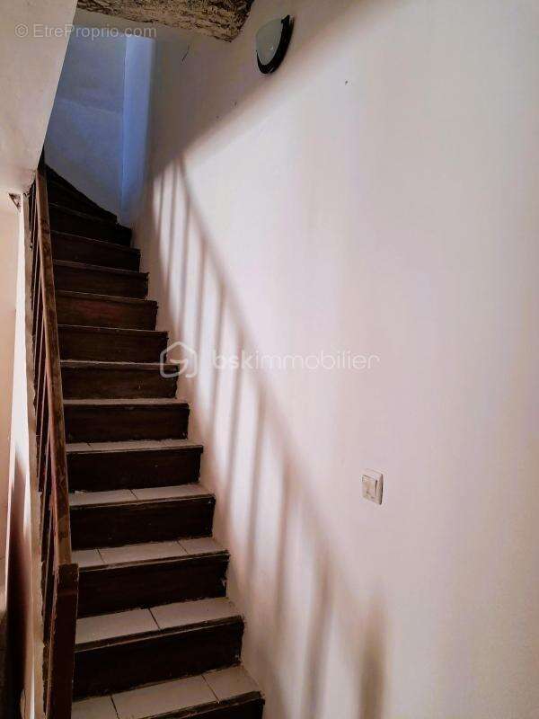 Maison à CUXAC-D&#039;AUDE