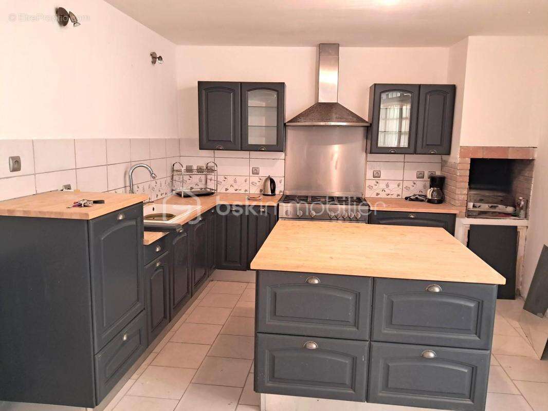 Maison à CUXAC-D&#039;AUDE