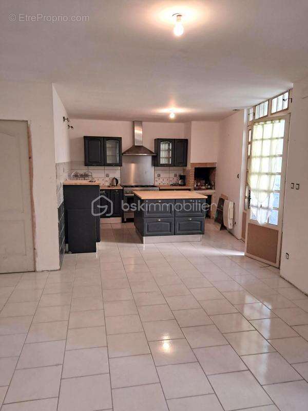 Maison à CUXAC-D&#039;AUDE