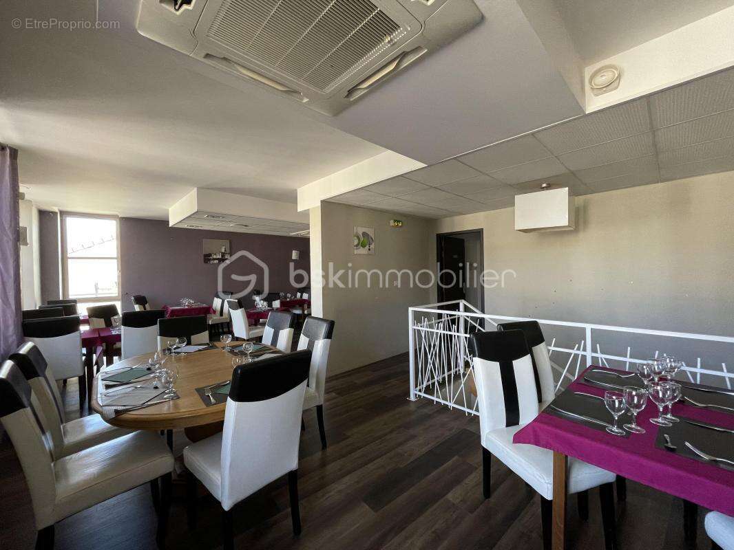 Commerce à DOMREMY-LA-PUCELLE