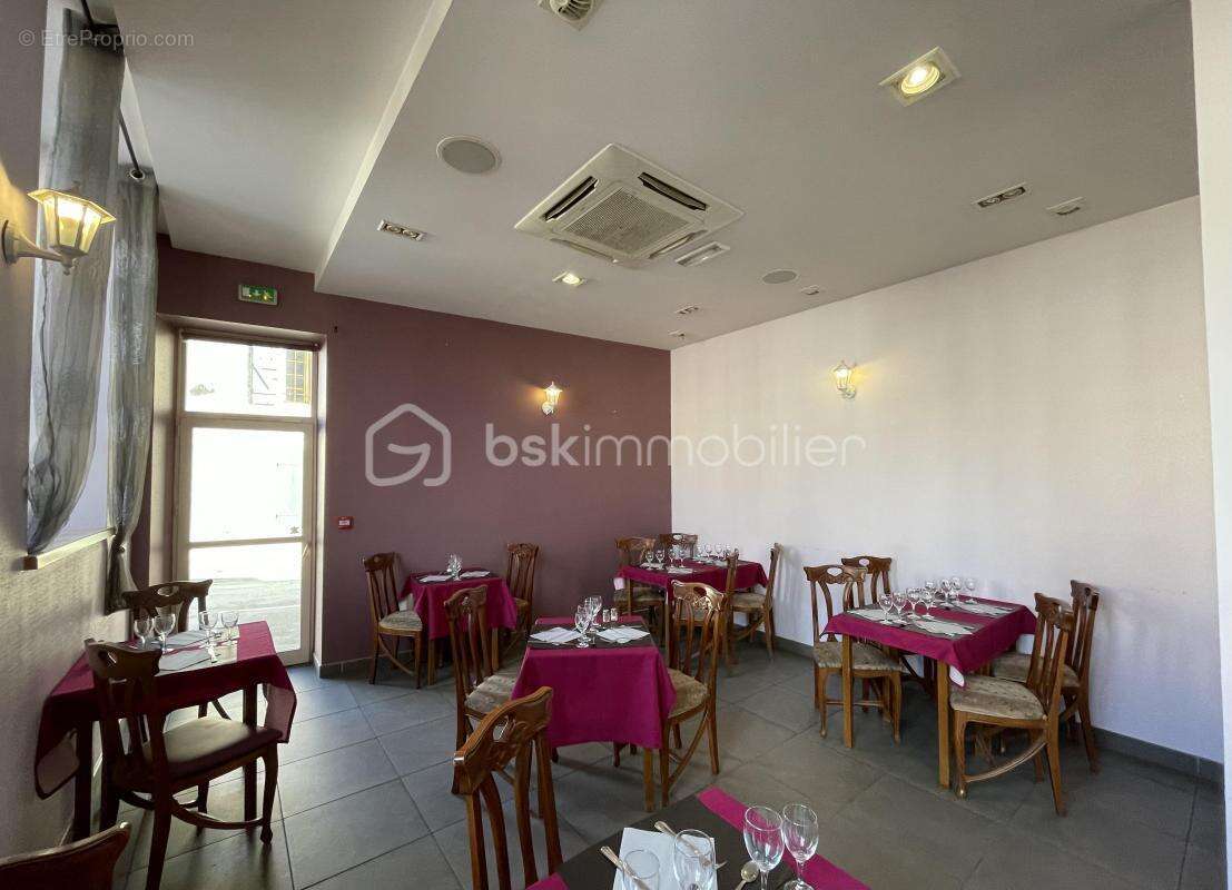 Commerce à DOMREMY-LA-PUCELLE