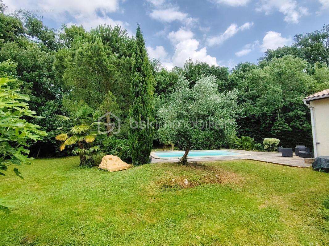 Maison à GRATENTOUR