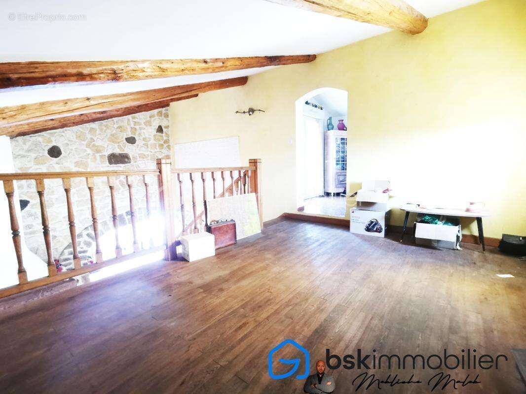 Maison à SAINT-CHRISTOL-LES-ALES