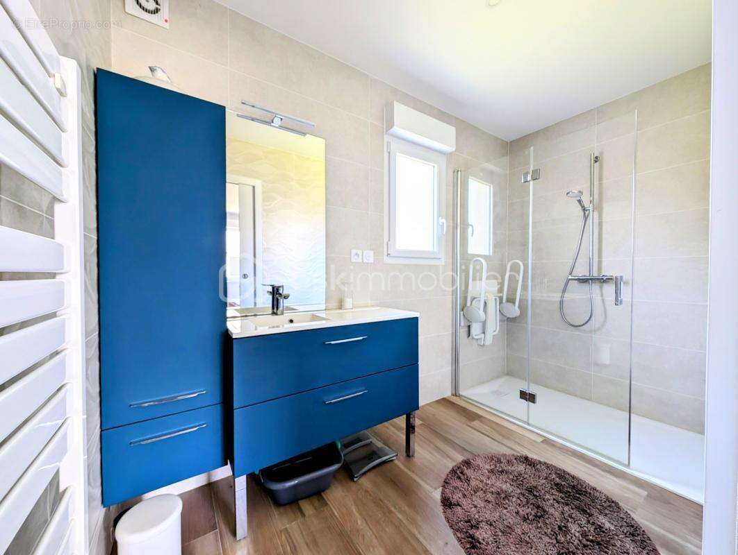 Maison à MONDEVILLE