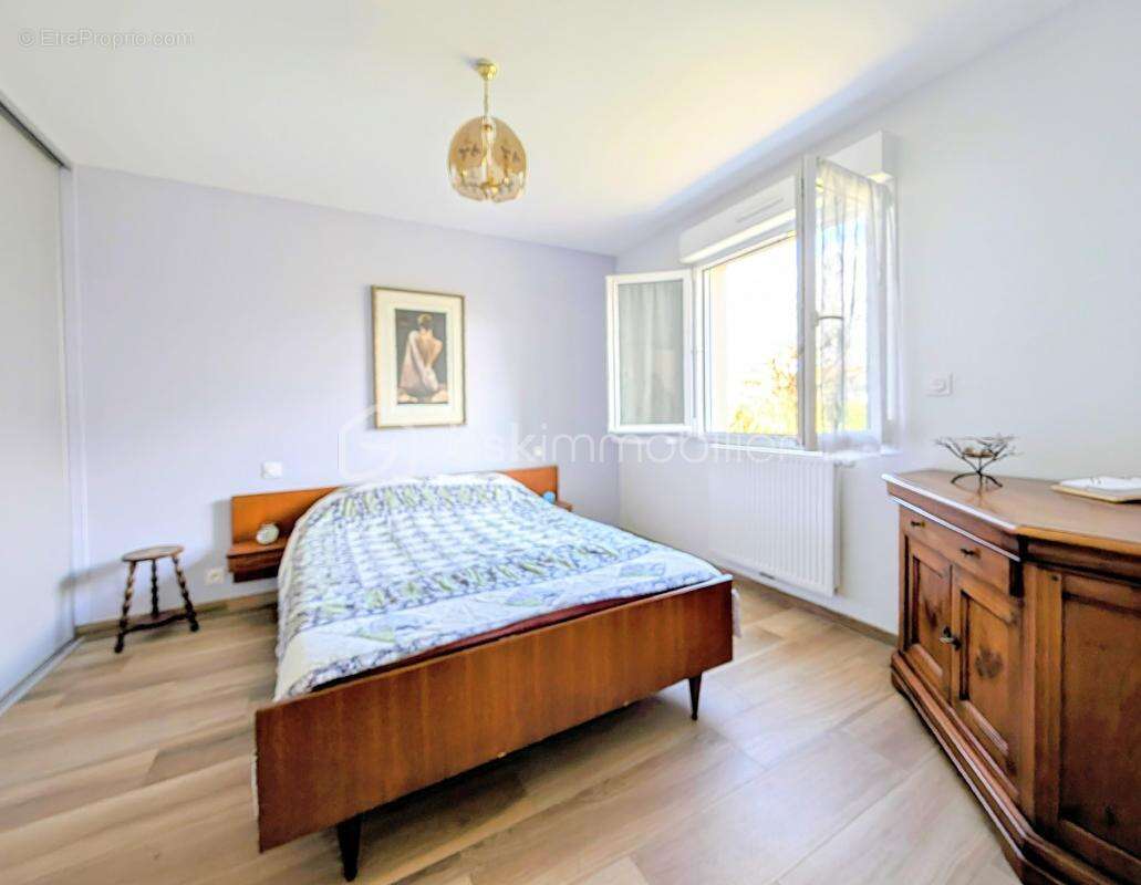 Maison à MONDEVILLE