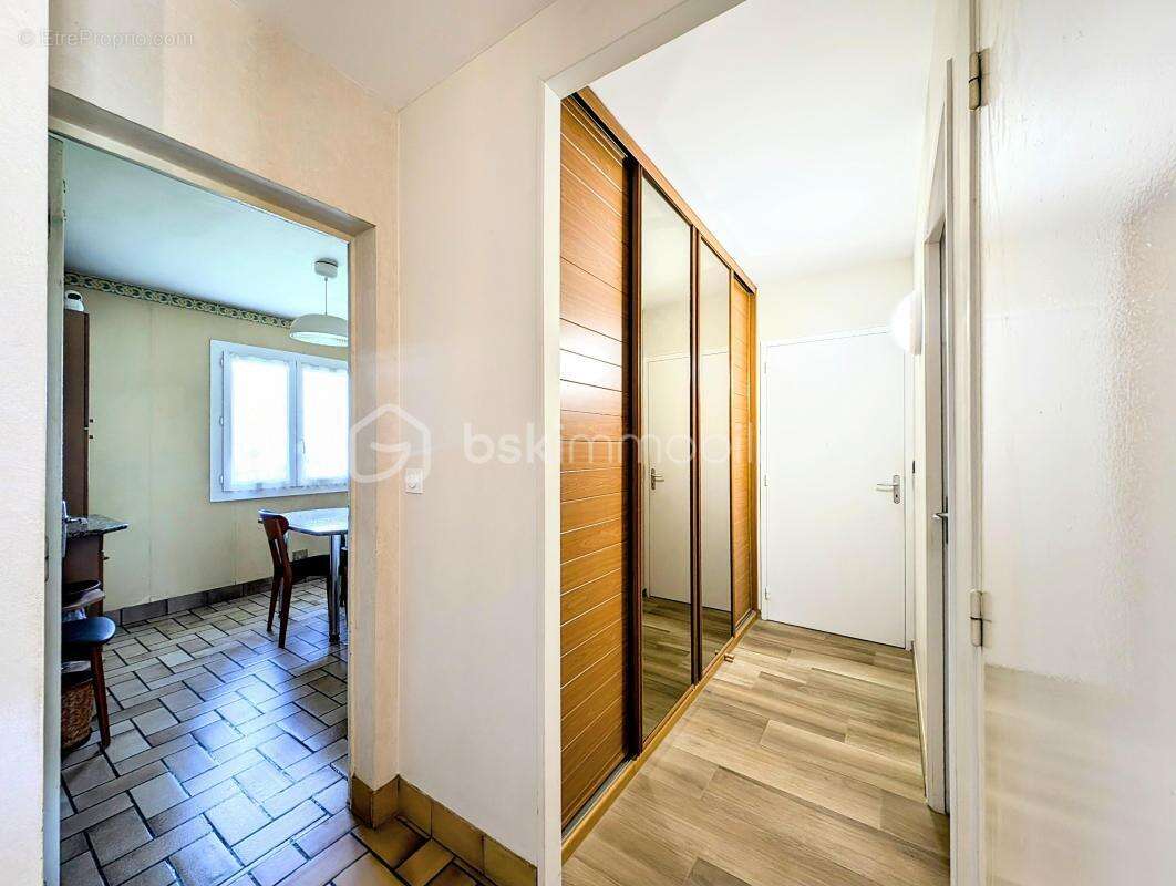 Maison à MONDEVILLE