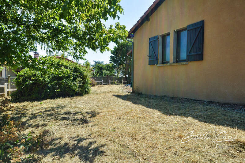 Maison à AVAILLES-LIMOUZINE