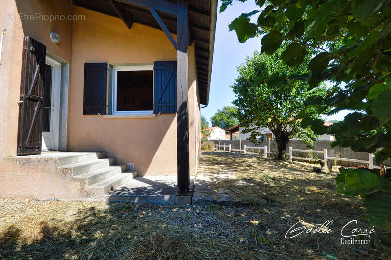 Maison à AVAILLES-LIMOUZINE