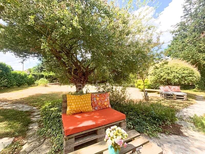 Maison à SAINT-ETIENNE-DE-VICQ