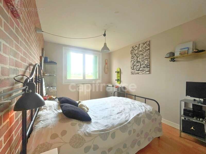 Maison à SAINT-ETIENNE-DE-VICQ