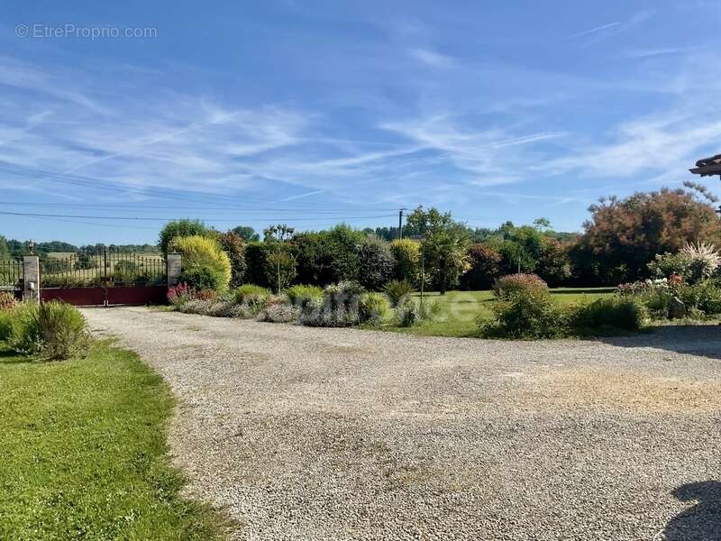 Maison à PREYSSAC-D&#039;EXCIDEUIL