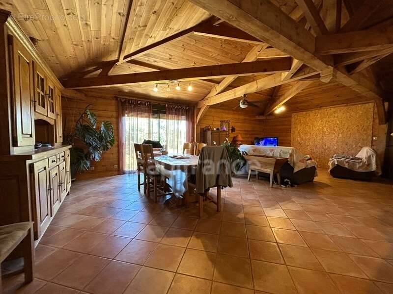 Maison à PREYSSAC-D&#039;EXCIDEUIL