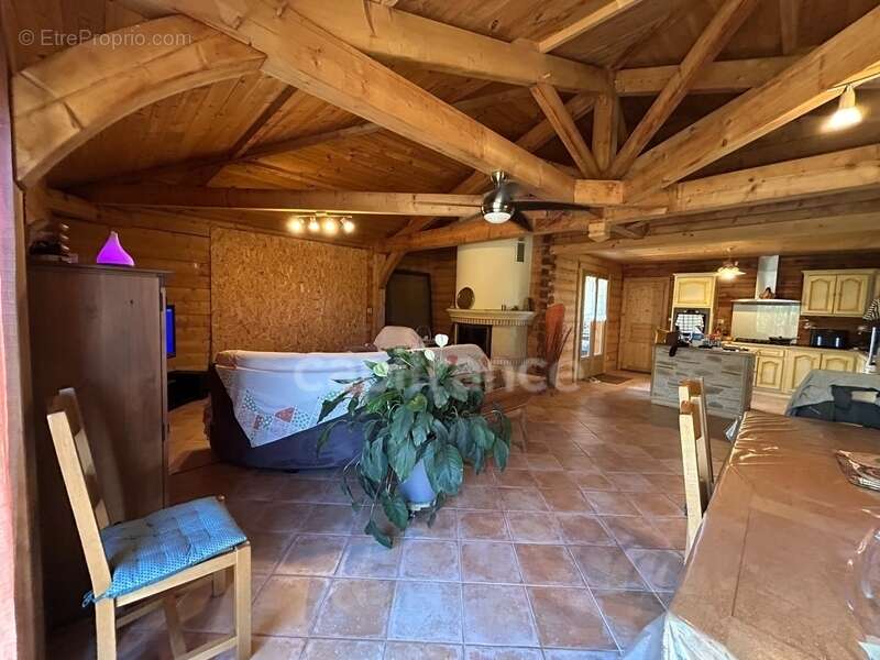 Maison à PREYSSAC-D&#039;EXCIDEUIL