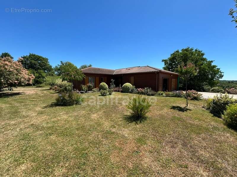 Maison à PREYSSAC-D&#039;EXCIDEUIL