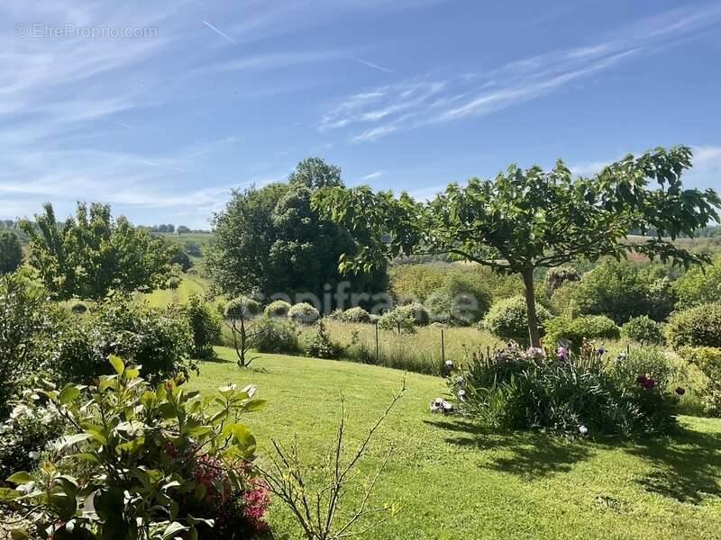 Maison à PREYSSAC-D&#039;EXCIDEUIL