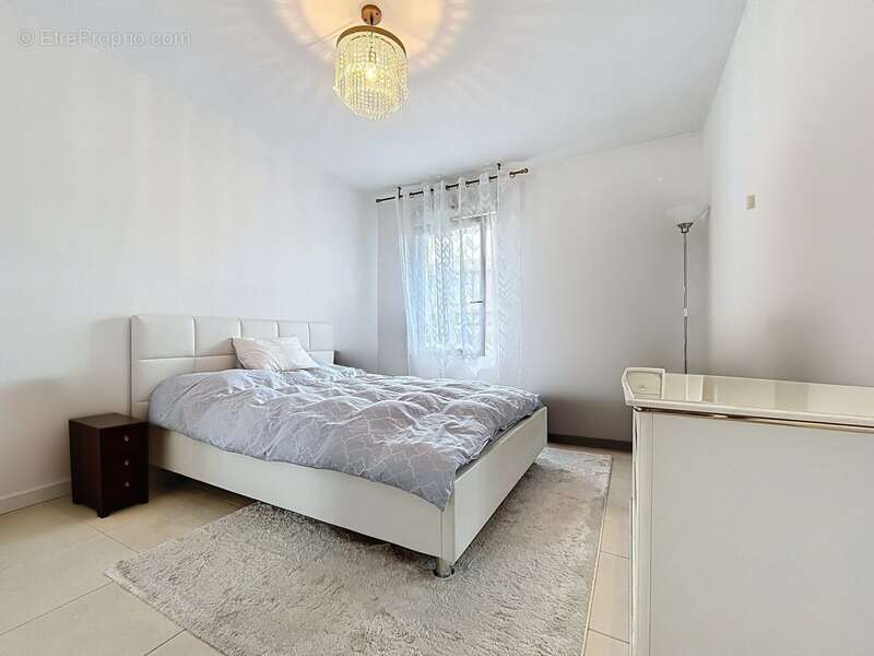 Appartement à SAINT-JULIEN-EN-GENEVOIS