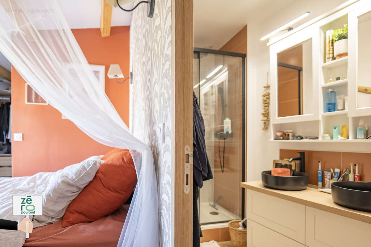 Maison à LES MAGNILS-REIGNIERS