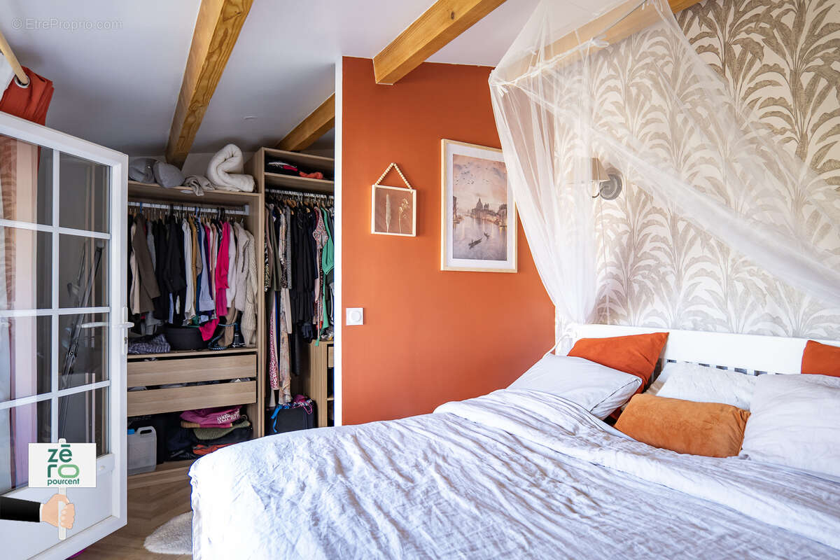 Maison à LES MAGNILS-REIGNIERS