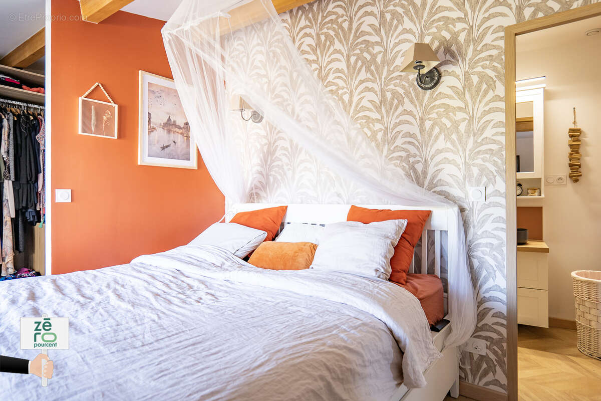 Maison à LES MAGNILS-REIGNIERS