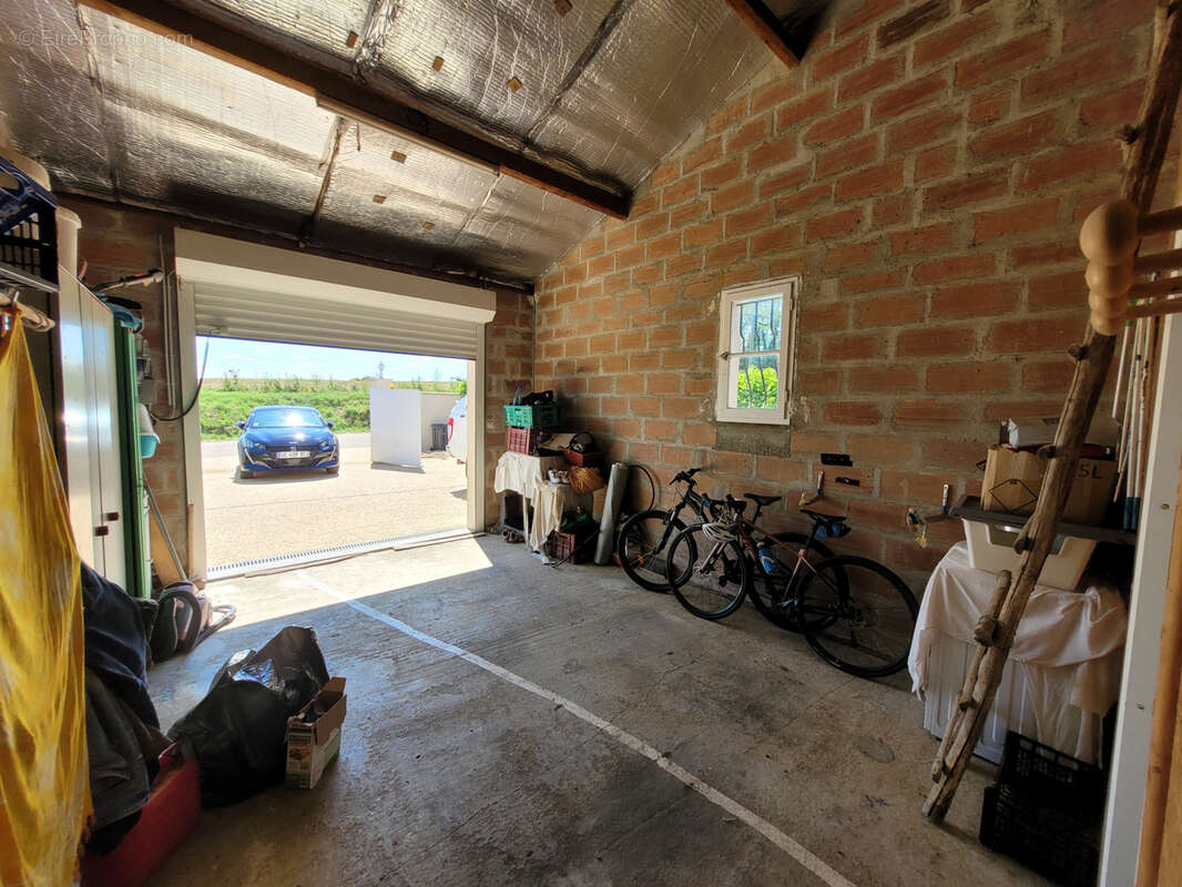 Maison à BIRAC-SUR-TREC