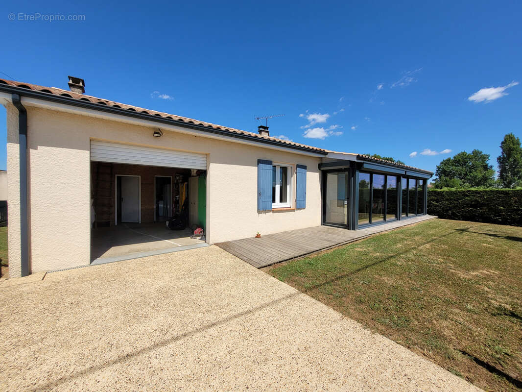 Maison à BIRAC-SUR-TREC