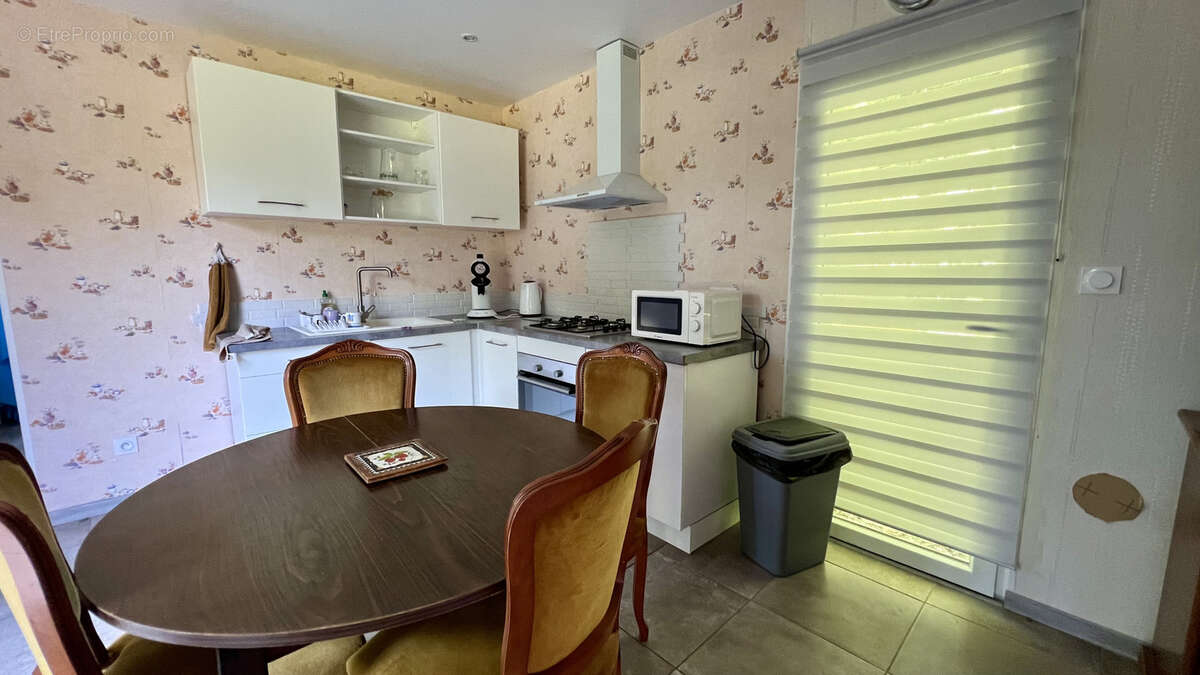 Maison à MONT-SOUS-VAUDREY