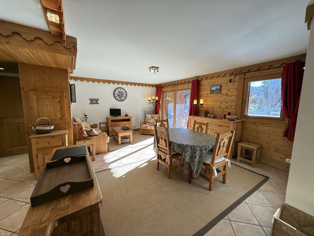 Appartement à CHAMPAGNY-EN-VANOISE