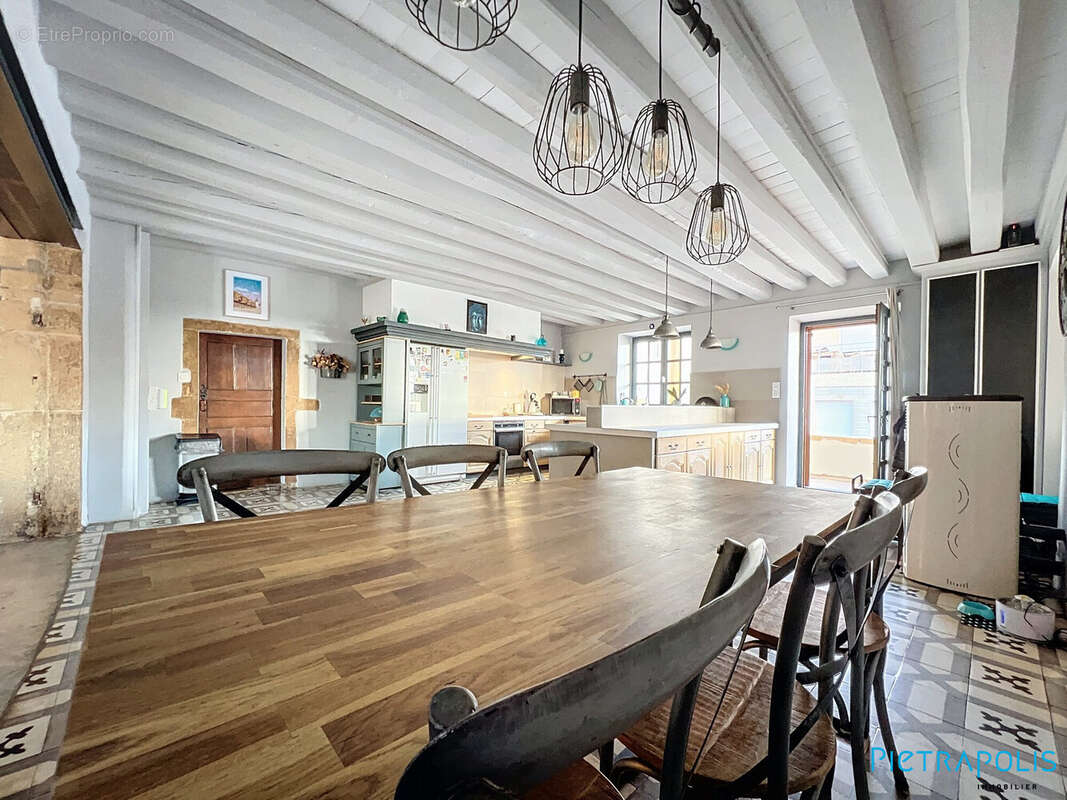 Appartement à PONTCHARRA-SUR-TURDINE