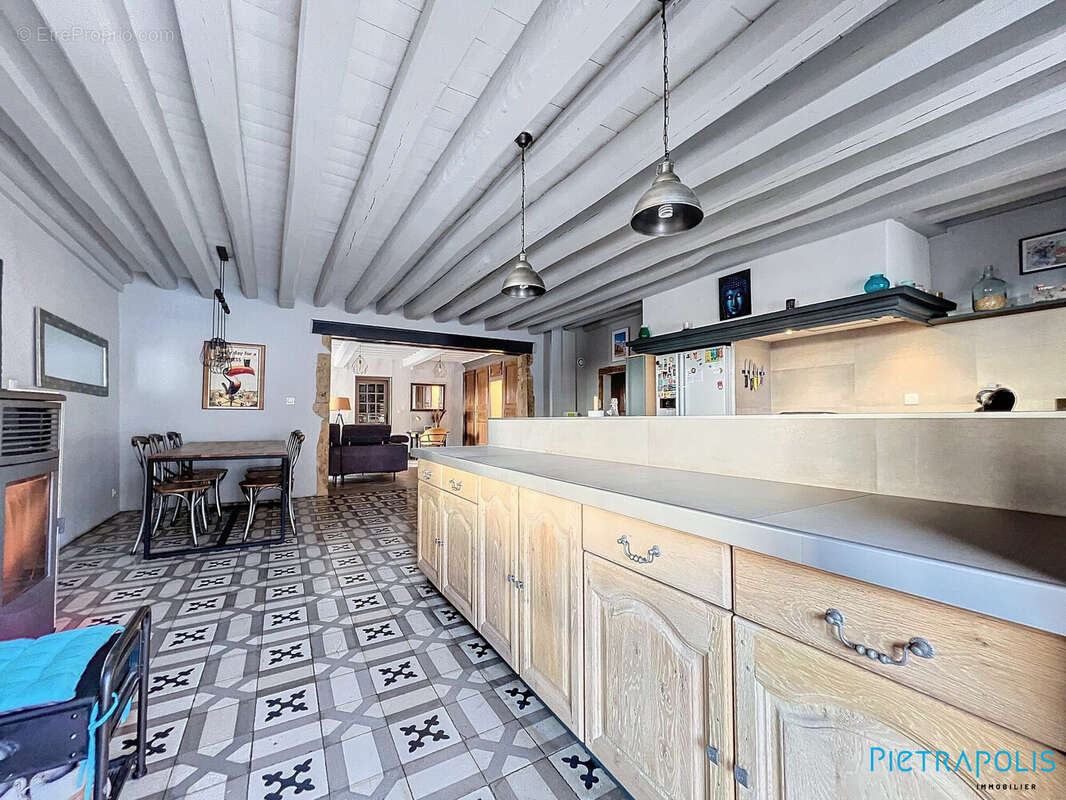 Appartement à PONTCHARRA-SUR-TURDINE