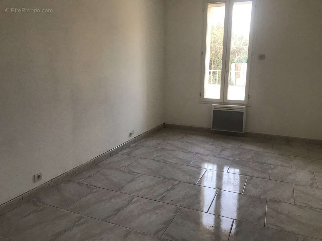 Maison à SAINT-DENIS-DE-PILE