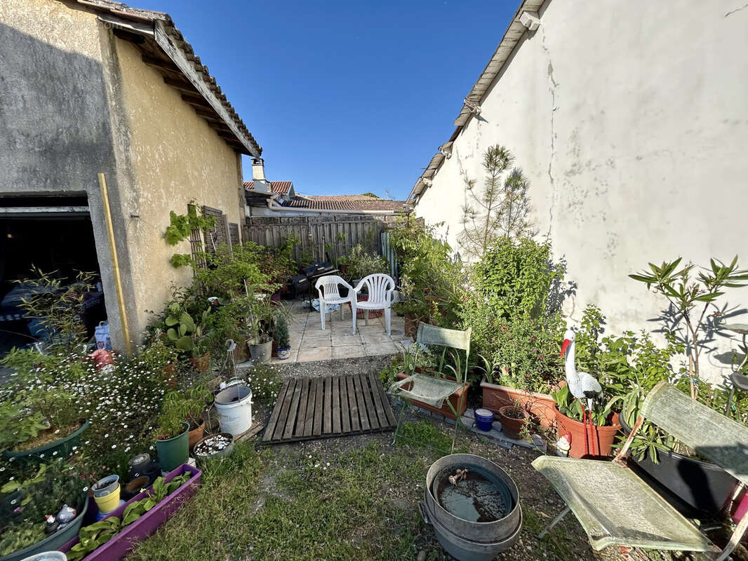 Maison à SAINT-DENIS-DE-PILE